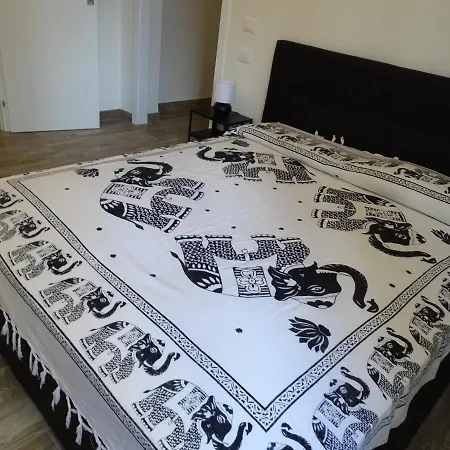 Casa Bollentino 150 Mt Dal Mare شقة